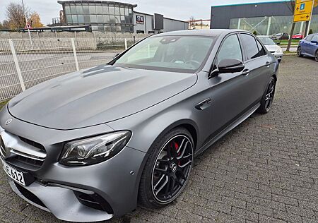 Mercedes-Benz E 63 AMG AMG E 63 S Pano, Schale, 3D Burmester, Garantie