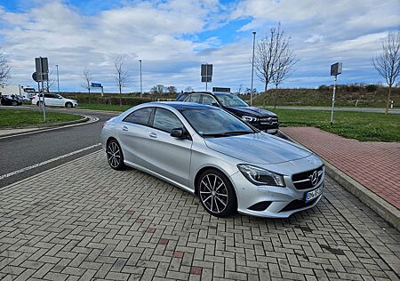 Mercedes-Benz CLA 180 Urban