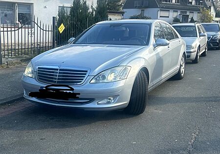 Mercedes-Benz S 500 4matic -