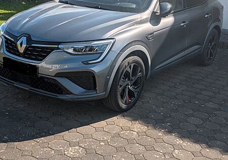 Renault Arkana E-TECH 145 R.S. Line