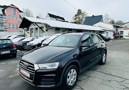 Audi Q3 quattro/Navi/AHK/DSG/Navi/SHZ/Xenon/