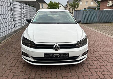 VW Polo Volkswagen 1.0 48kW Comfortline Comfortline