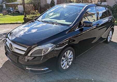 Mercedes-Benz B 180 Blue EFFICIENCY -