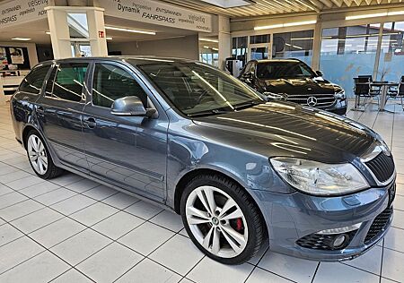 Skoda Octavia Combi RS LED,AHK,