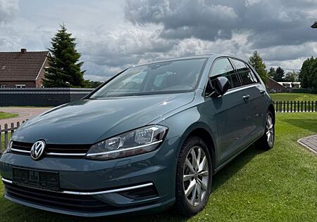 VW Golf Volkswagen 1.0 TSI 63kW IQ.DRIVE