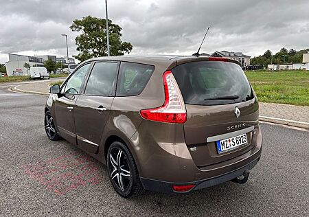 Renault Grand Scenic Luxe dCi 130 Luxe