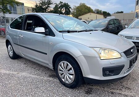 Ford Focus 1.8/Tüv bis 11.26/Apple CarPlay/Xenon/BC