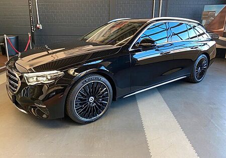 Mercedes-Benz E 300 de 4M T-Modell EXCLUSIVENavi/Pano.-Dach