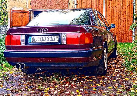 Audi 100
