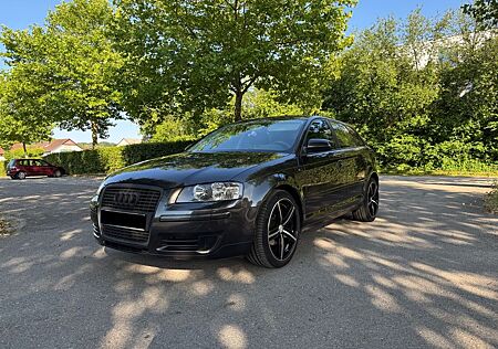 Audi A3 1.6 Sportback | sportliche Optik