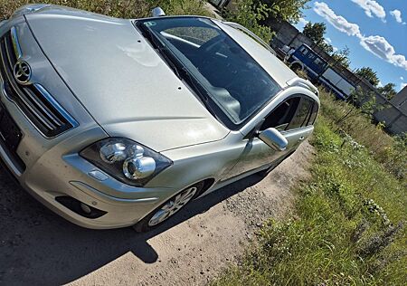 Toyota Avensis Kombi 2.2 D-CAT Executive