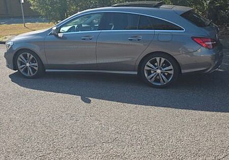 Mercedes-Benz CLA 220 Shooting Brake CLA 220 Shooting 4MATIC *MwSt.*Pano*Leder*8Fac
