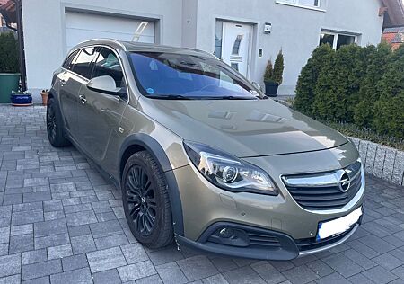 Opel Insignia Country Tourer 2.0 BiT CDTI Innov. A...
