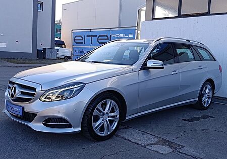 Mercedes-Benz E 220 T-Modell Avantgarde BlueTec Navi Led