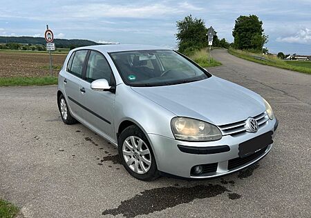 VW Golf Volkswagen 1.6 FSI Highline Navi, Alu, Sportsitze