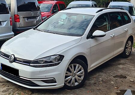 VW Golf gebraucht kaufen VW Golf Volkswagen 1.5 TGI BlueMotion DSG UNITED Variant U...