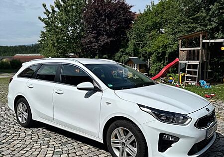 Kia Cee'd Sportswagon 1.6 CRDi Spirit Sportswago...