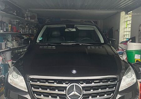 Mercedes-Benz ML 350 BlueTEC 4MATIC -