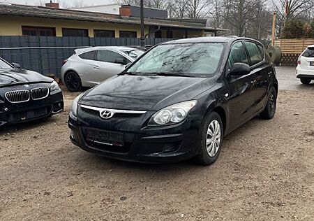 Hyundai i30 CW 1.4 98TKm
