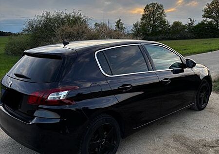 Peugeot 308 BlueHDi FAP 150 EAT6 Allure *Navi*Glasdach*