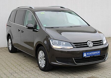 VW Sharan Volkswagen 2.0 TDI Comfortline PDC NAV AHK 1HAND