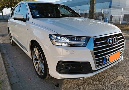 Audi Q7 3.0 TDI quattro tiptronic -