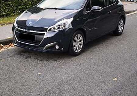 Peugeot 208 1.2 Active PureTech 82 Active