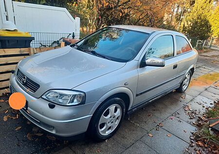 Opel Astra 1.2