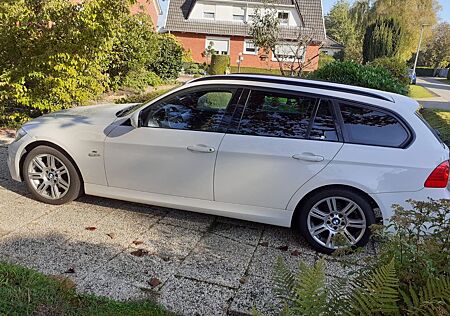 BMW 320d Touring mit Sportpaket und viel Ausstattung