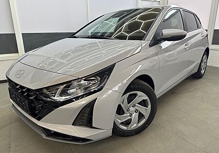 Hyundai i20 COMFORT FL NAVI Klimaautomatik SHZ 1.0 T-...