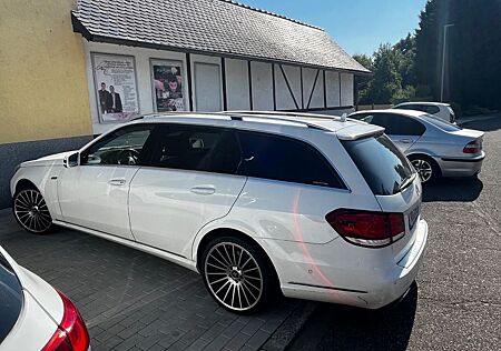 Mercedes-Benz E 200 BlueTEC T AVANTGARDE AVANTGARDE