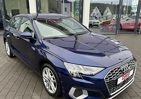 Audi A3 Sportback 30 TFSI advanced/Head Up Display