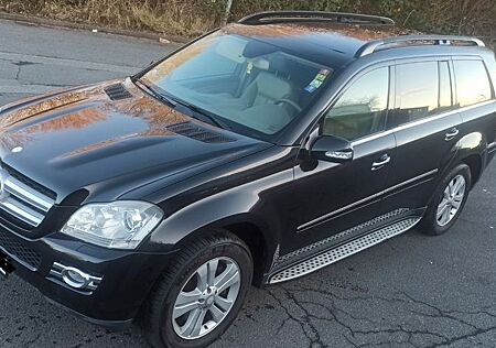Mercedes-Benz GL 420 CDI 4MATIC - 7 Sitzer Designer Paket