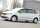 VW Touran Volkswagen Volkswagen *KLIMA*PDC*START&STOP*USB*TEL*