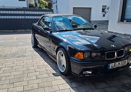 BMW 328i Cabrio