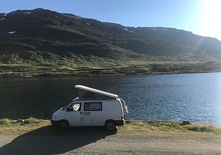 VW T4 Volkswagen Camper mit Hochstelldach und Küche
