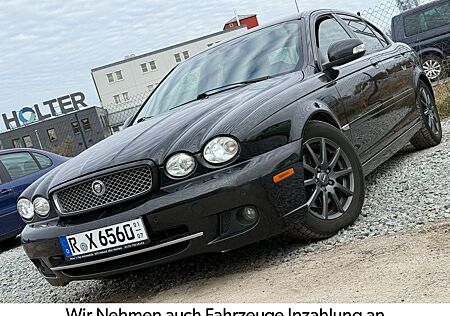 Jaguar X-Type 2.2 D Classic Autom. TÜV bis 2026