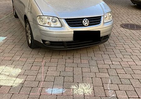 VW Touran Volkswagen 2.0 TDI Trendline EZ 2005