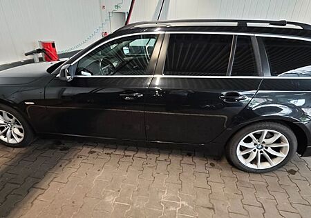 BMW 520d Touring, Navi prof., Vollleder, AHK, Xenon