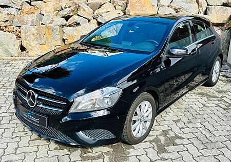 Mercedes-Benz A 180 BlueEfficiency 1.Hand Scheckheft