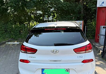 Hyundai i30 1.4 T-GDI YES! + DCT YES! +