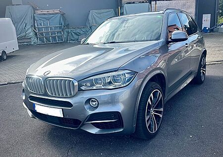 BMW X5 M50