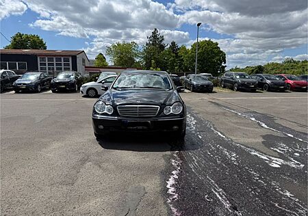 Mercedes-Benz C 200 CGI ELEGANCE Elegance