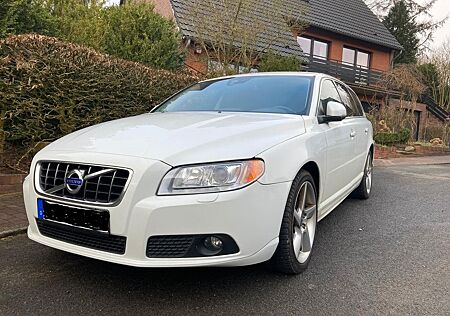 Volvo V70 D5 AWD Summum Geartronic Summum