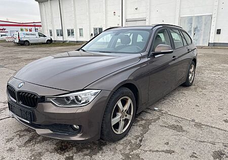 BMW 318d Touring Steptronic