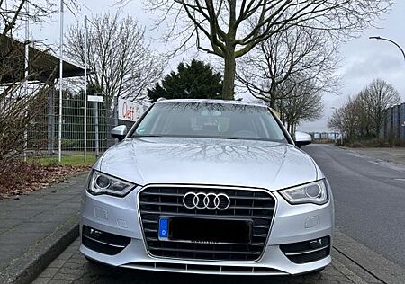 Audi A3 1.6 TDI Ambiente Ambiente