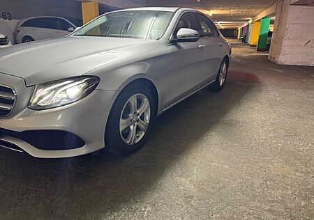 Mercedes-Benz E 220 gebraucht kaufen Mercedes-Benz E 220 d AVANTGARDE Autom. AVANT lückenlos MB