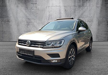 VW Tiguan Volkswagen Comfortline SCR BMT 4Motion AHK PANO LED