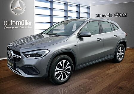 Mercedes-Benz GLA 250 e MULTIBEAM+AHK+PANO+DISTRONIC+LEDER+SHZ