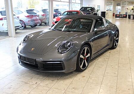 Porsche 992 Targa 4s Approved + LED + BOSE + LEDER